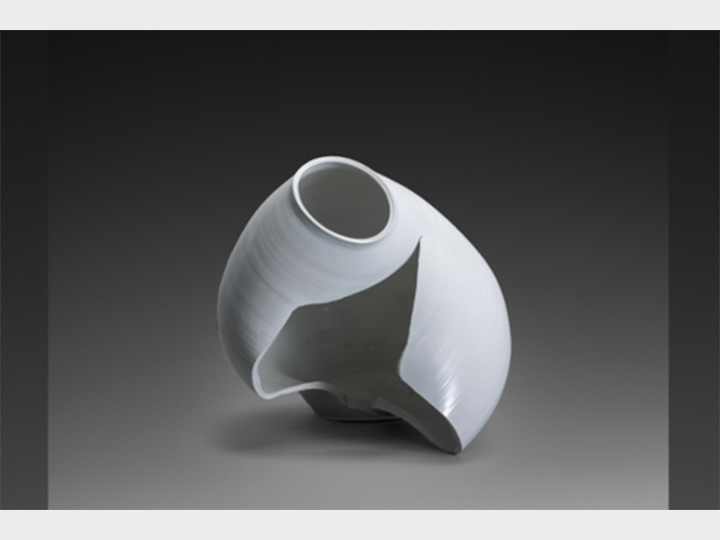 Transcendent Clay / Kondo: A Century of Japanese Ceramic Art